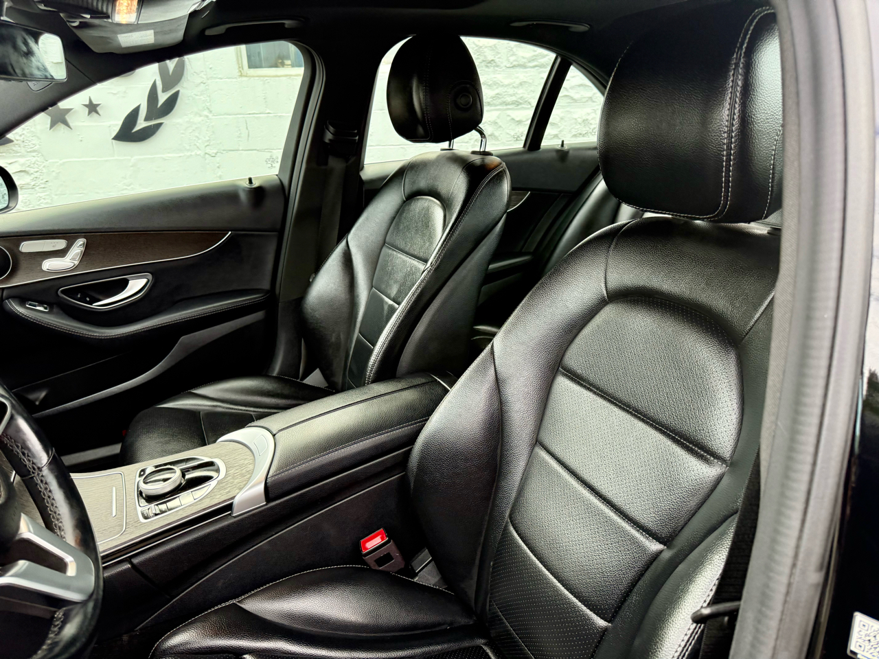 Mercedes-Benz C-Class C 300 4MATIC Sedan 2019 Mercedes-Benz C-Class C 300 4MATIC Sedan 2019