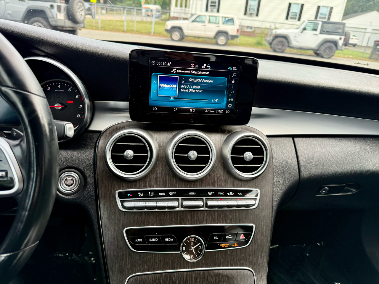 Mercedes-Benz C-Class C 300 4MATIC Sedan 2019 Mercedes-Benz C-Class C 300 4MATIC Sedan 2019