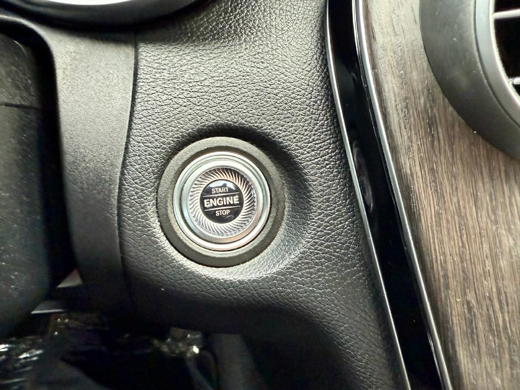 Mercedes-Benz C-Class C 300 4MATIC Sedan 2019