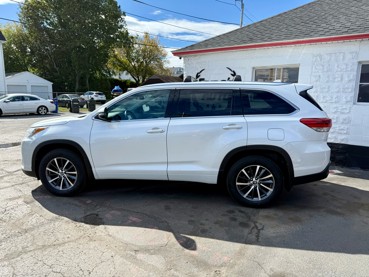 Toyota Highlander XLE V6 AWD (Natl) 2017 Toyota Highlander XLE V6 AWD (Natl) 2017