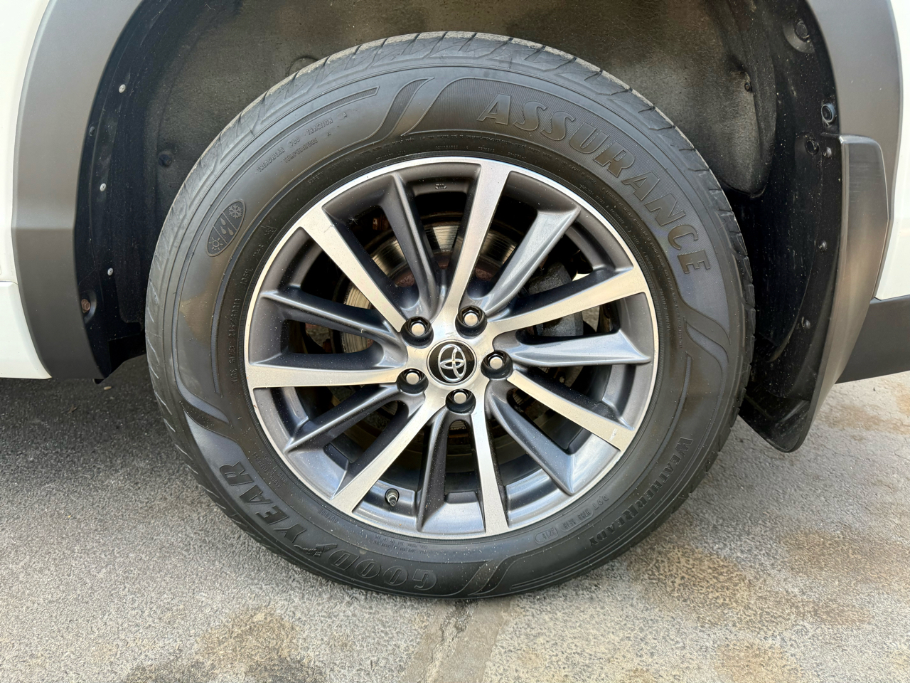 Toyota Highlander XLE V6 AWD (Natl) 2017 Toyota Highlander XLE V6 AWD (Natl) 2017