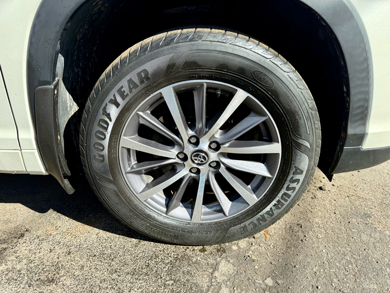 Toyota Highlander XLE V6 AWD (Natl) 2017 Toyota Highlander XLE V6 AWD (Natl) 2017