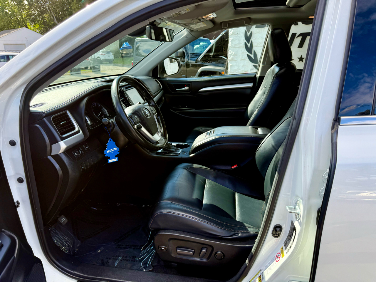 Toyota Highlander XLE V6 AWD (Natl) 2017 Toyota Highlander XLE V6 AWD (Natl) 2017