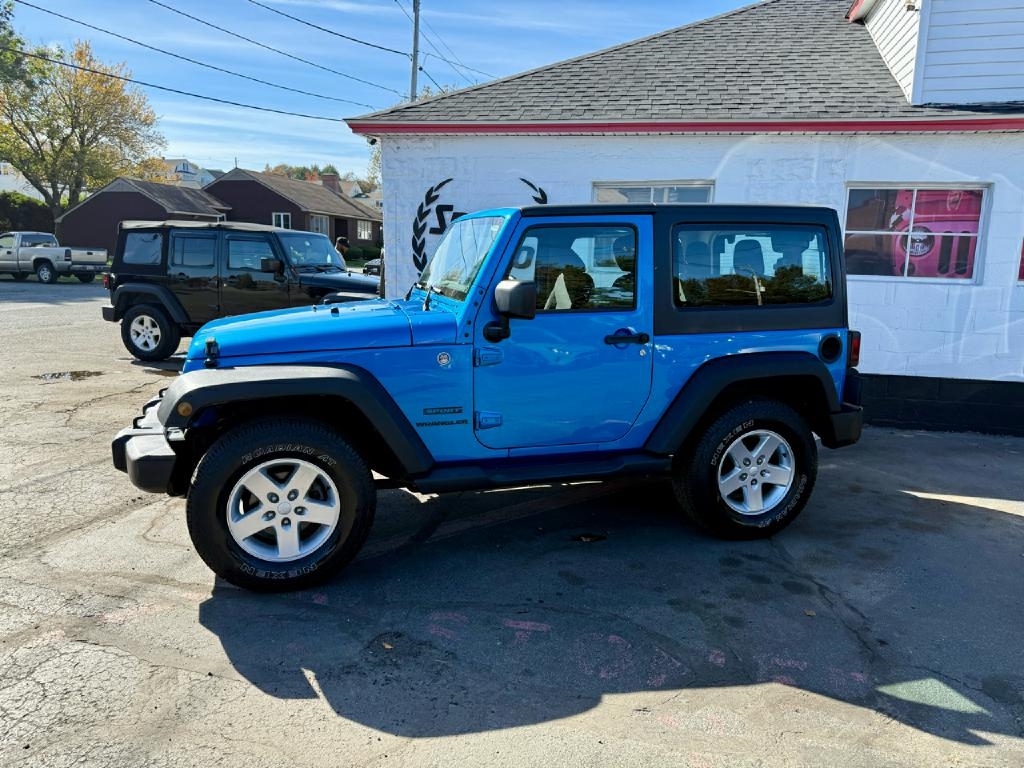 Jeep Wrangler 4WD 2dr Sport 2015