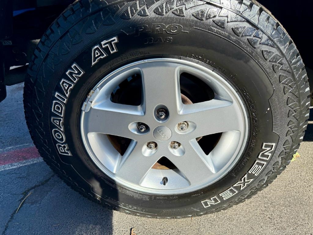 Jeep Wrangler 4WD 2dr Sport 2015