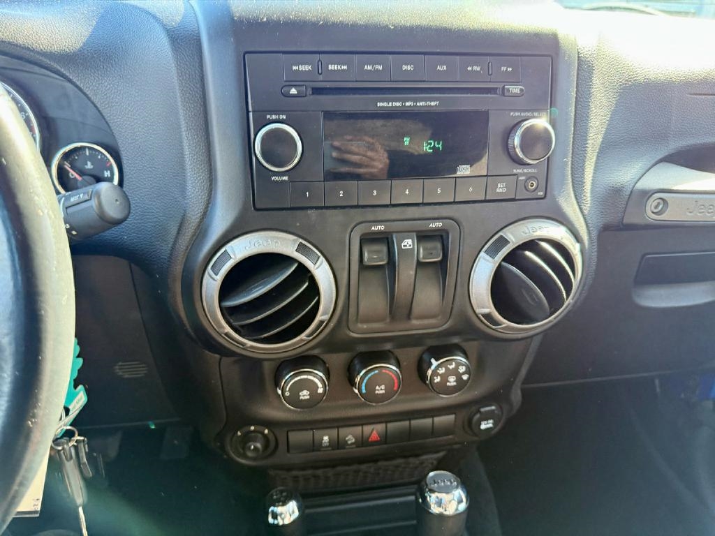 Jeep Wrangler 4WD 2dr Sport 2015