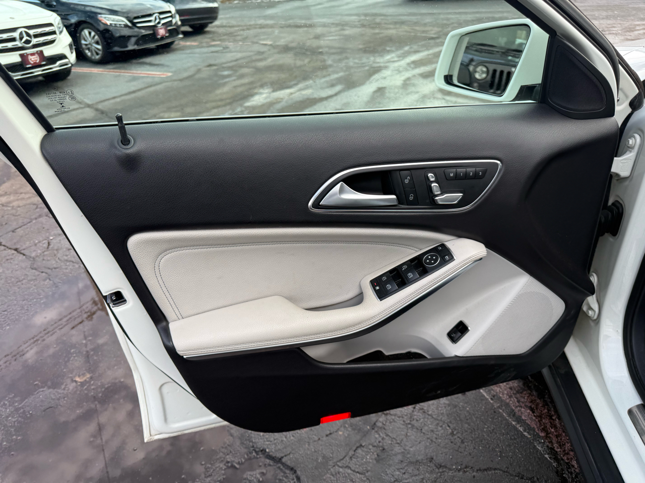 Mercedes-Benz GLA GLA 250 4MATIC SUV 2018