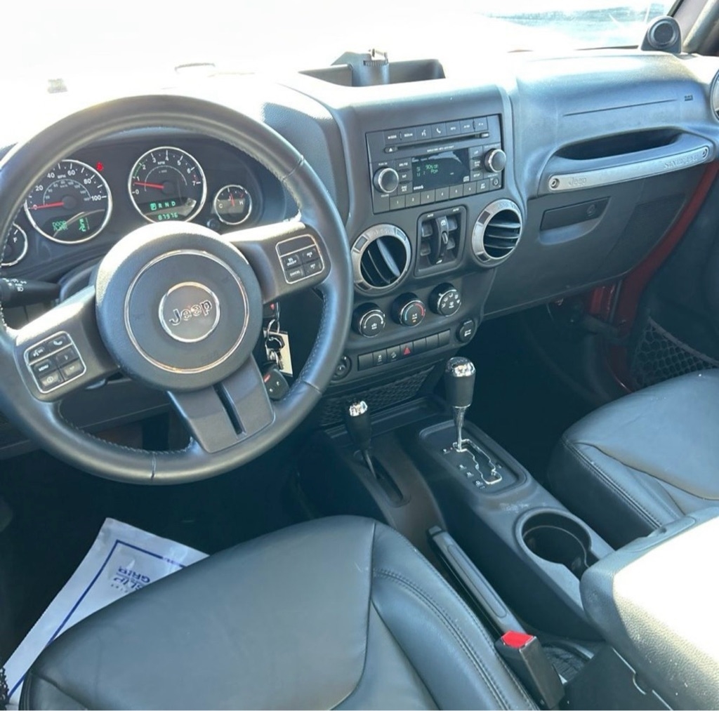 Jeep Wrangler Unlimited 4WD 4dr Sport 2014