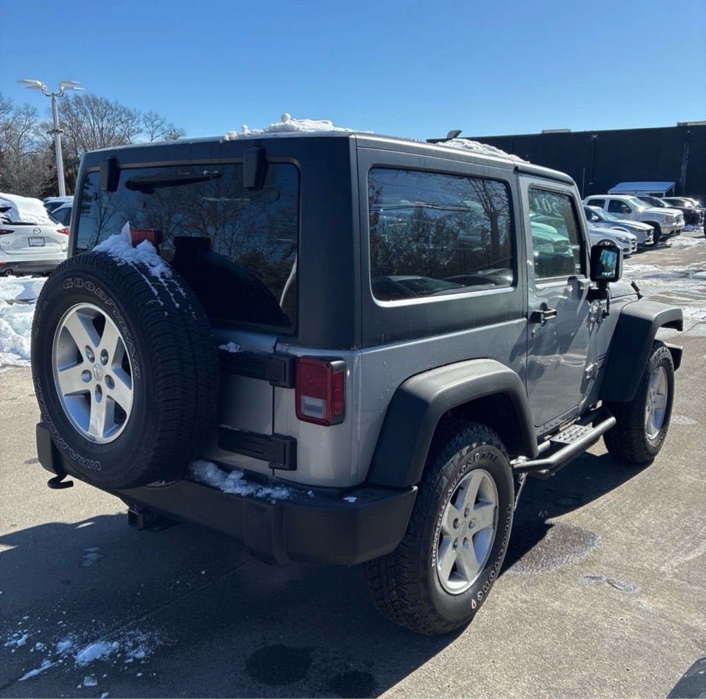 Jeep Wrangler 4WD 2dr Sport 2016