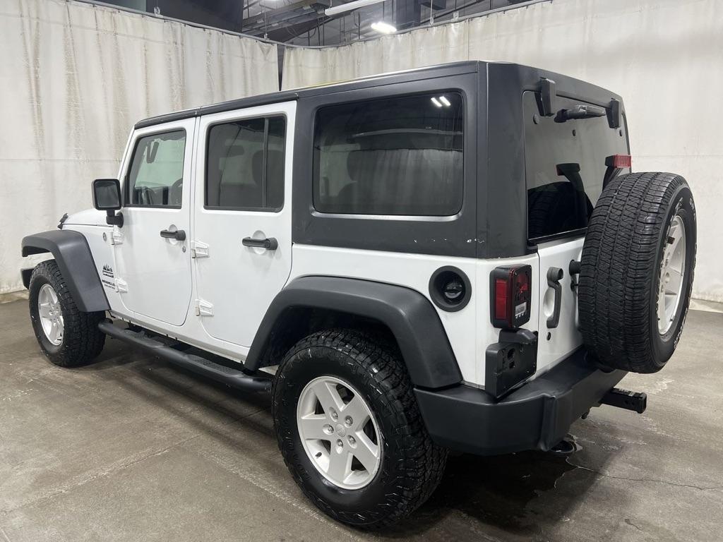 Jeep Wrangler Unlimited 4WD 4dr Sport 2015
