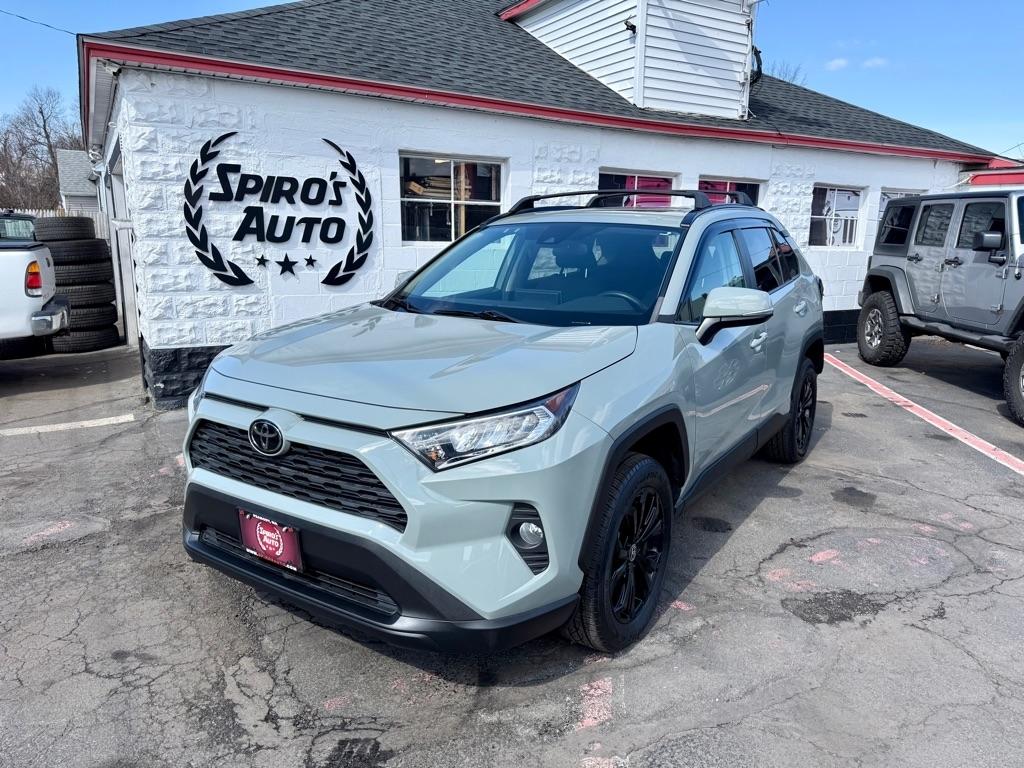 Toyota RAV4 XLE AWD (Natl) 2021