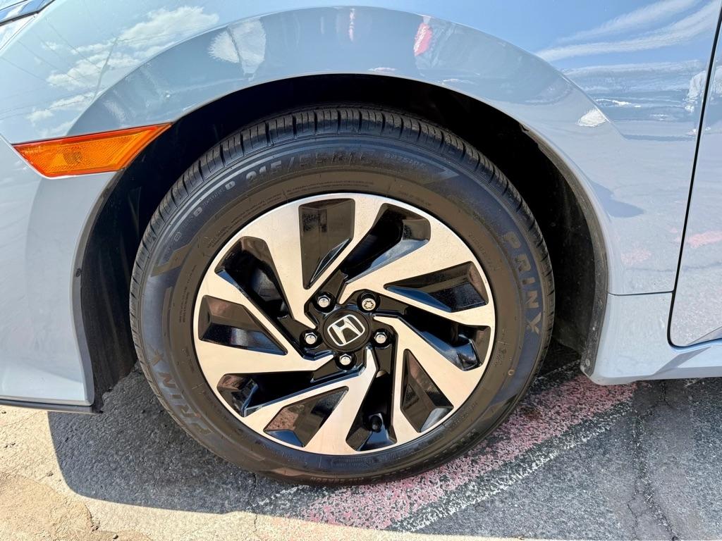 Honda Civic Hatchback LX CVT 2019