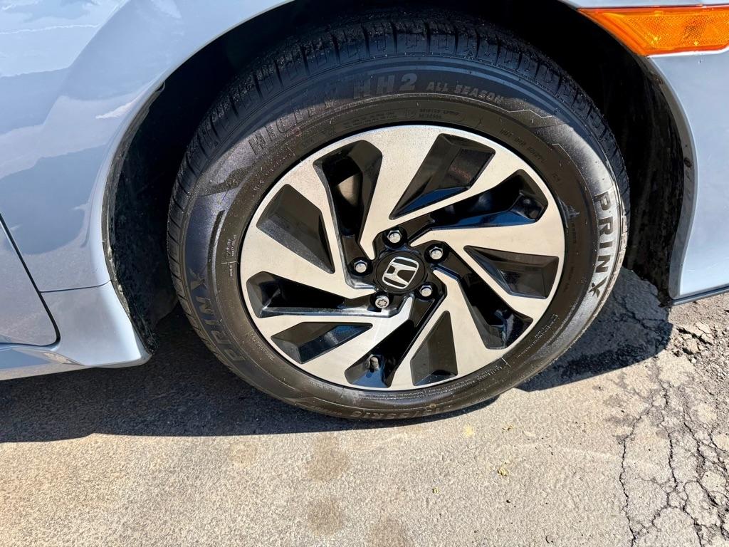 Honda Civic Hatchback LX CVT 2019