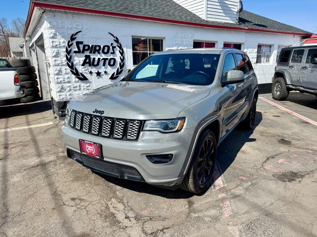 Jeep Grand Cherokee Laredo X 4x4 2021