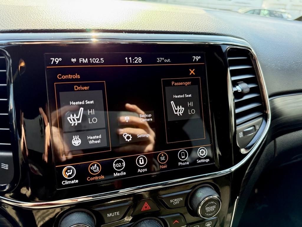 Jeep Grand Cherokee Laredo X 4x4 2021