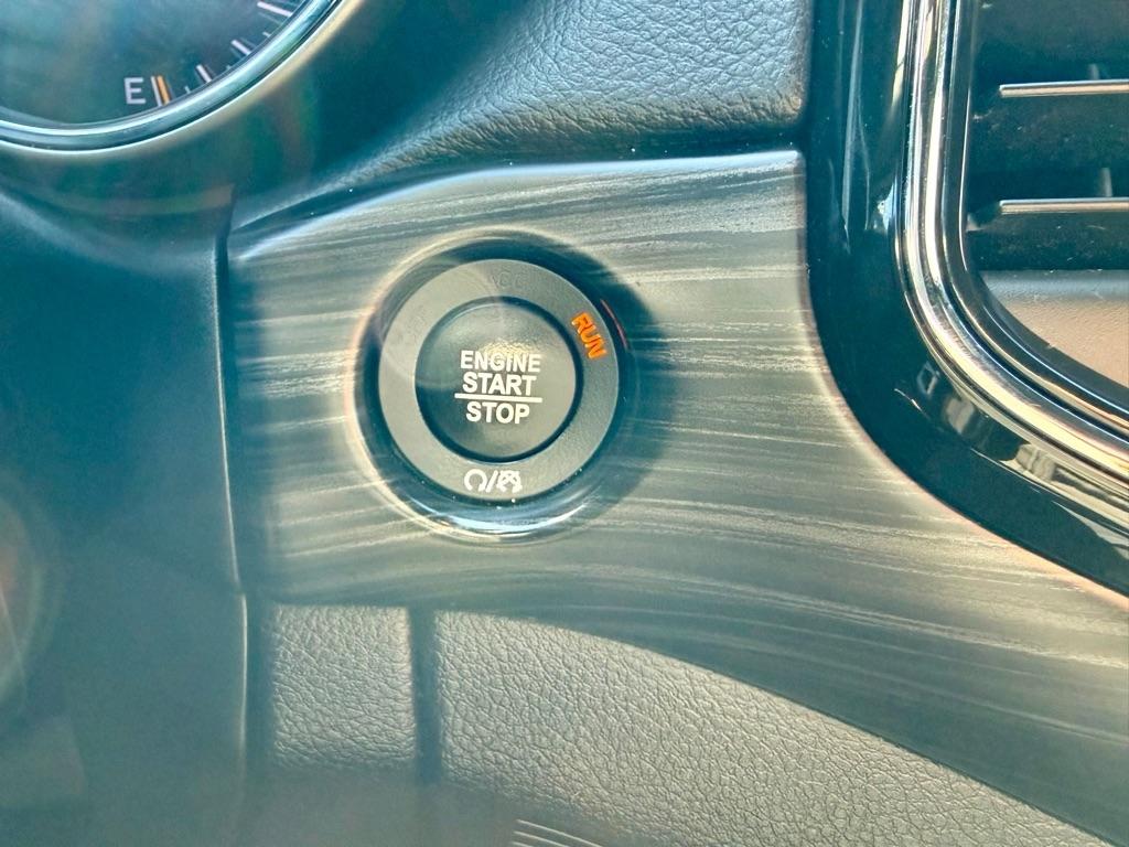 Jeep Grand Cherokee Laredo X 4x4 2021