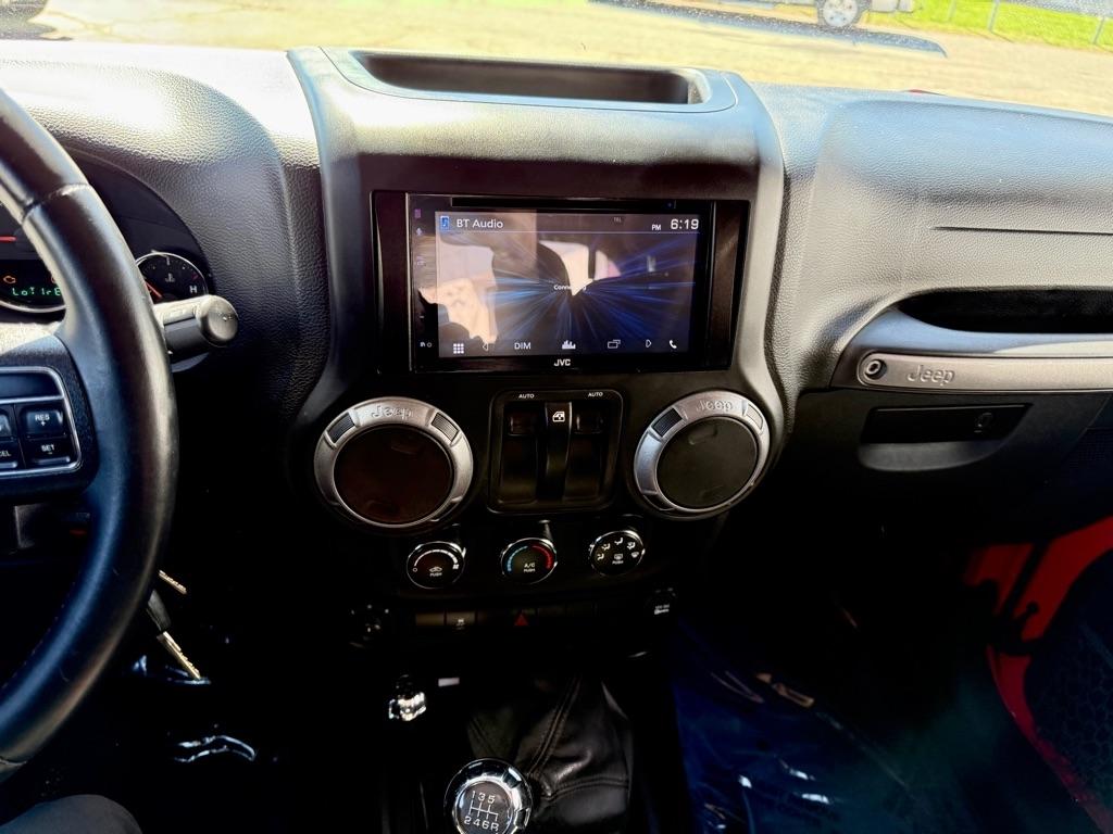 Jeep Wrangler 4WD 2dr Sport 2013