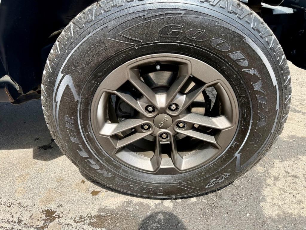 Jeep Wrangler Unlimited 4WD 4dr 75th Anniversary 2016