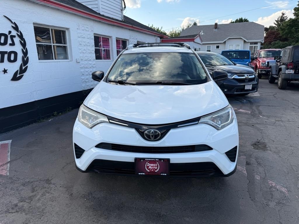 Toyota RAV4 LE AWD (Natl) 2017