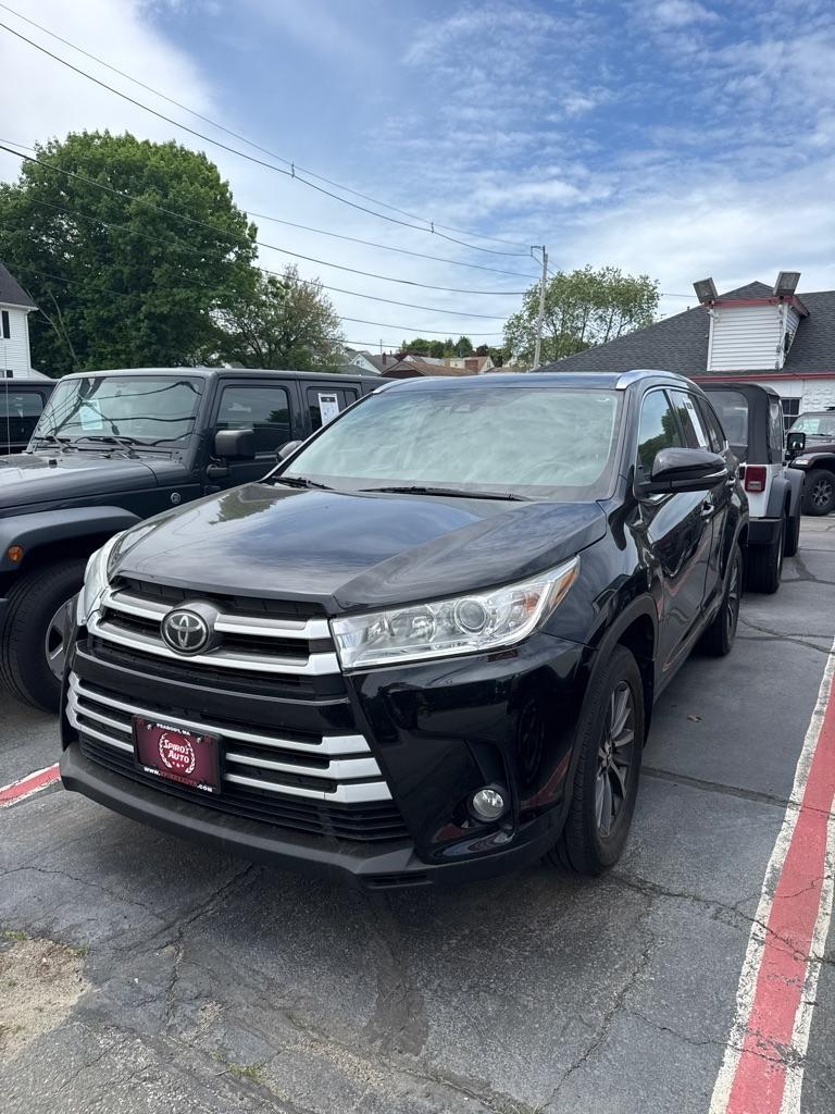 Toyota Highlander XLE V6 AWD (Natl) 2017
