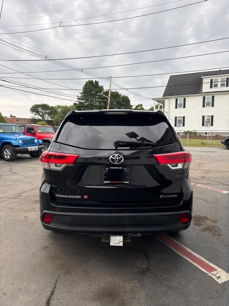 Toyota Highlander XLE V6 AWD (Natl) 2017