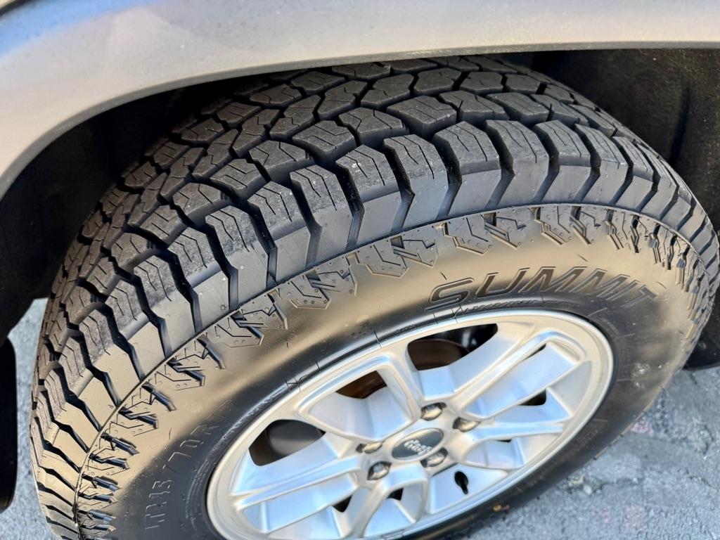 Jeep Grand Cherokee Laredo 4x4 *Ltd Avail* 2018