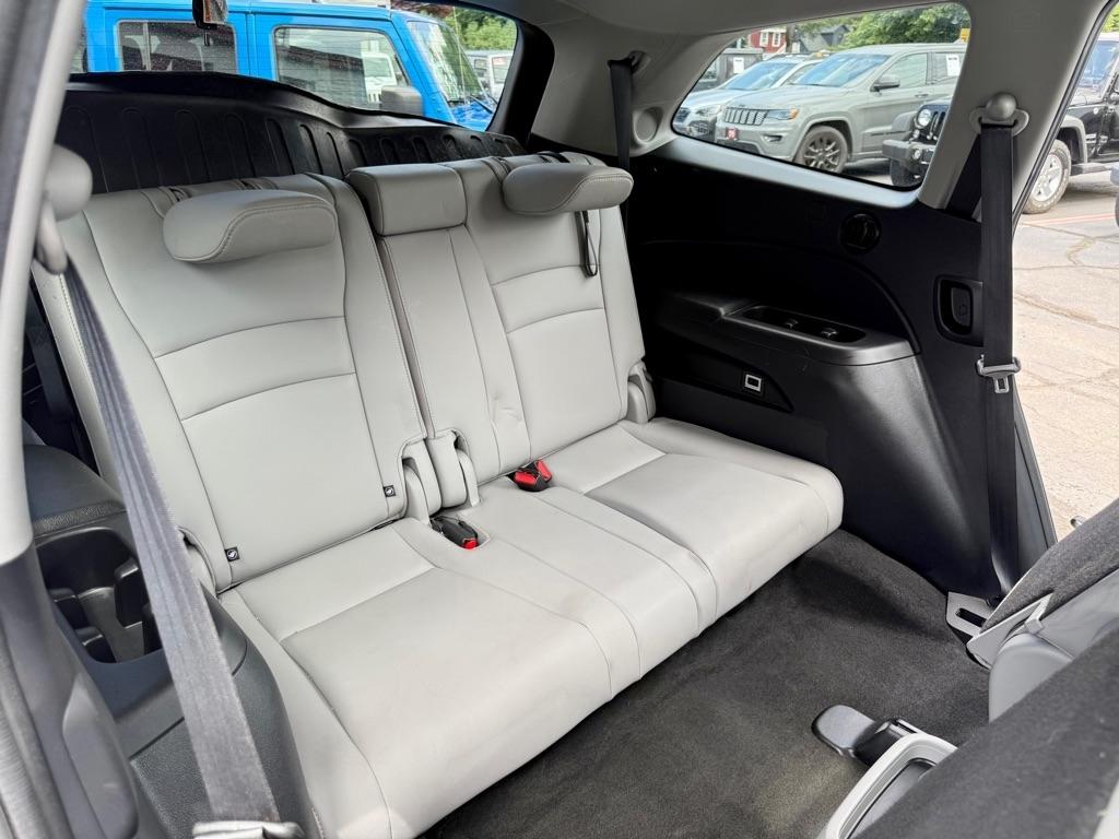Honda Pilot Touring 7-Passenger AWD 2019