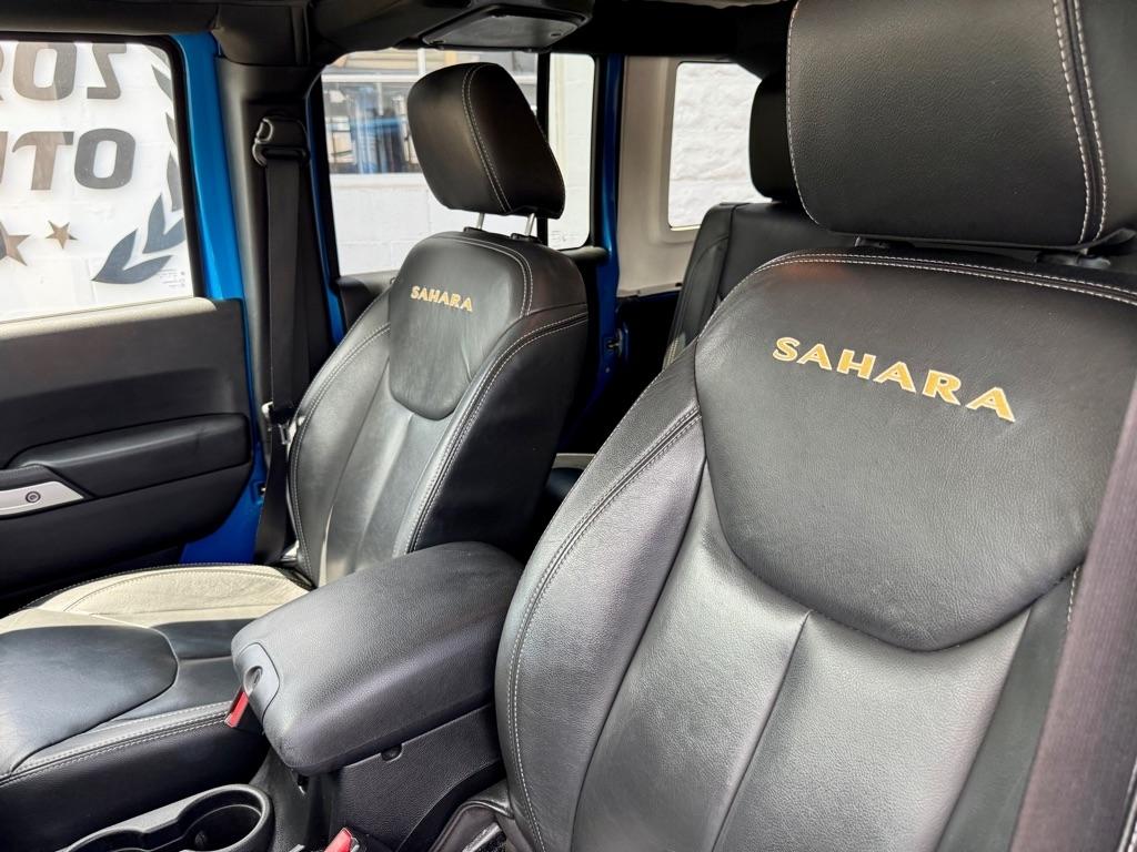 Jeep Wrangler Unlimited 4WD 4dr Sahara 2015