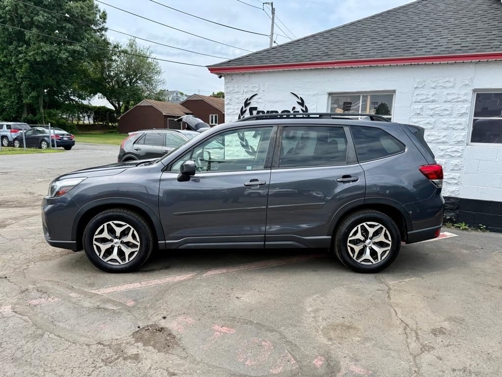 Subaru Forester Premium CVT 2021