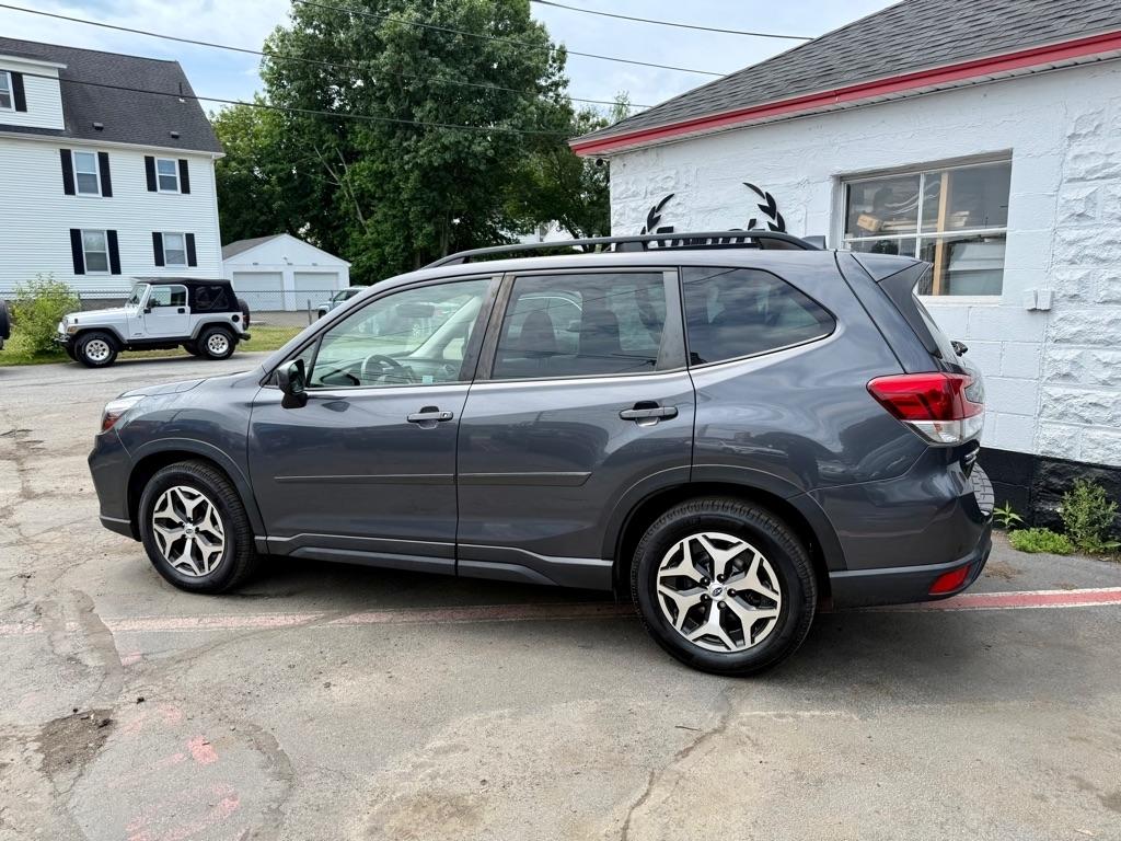 Subaru Forester Premium CVT 2021