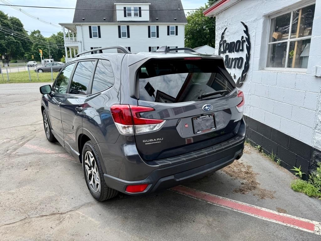 Subaru Forester Premium CVT 2021