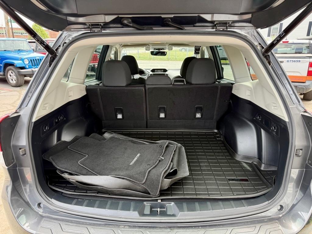 Subaru Forester Premium CVT 2021