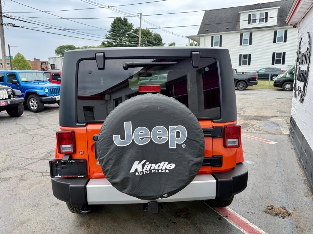 Jeep Wrangler 4WD 2dr Sahara 2015
