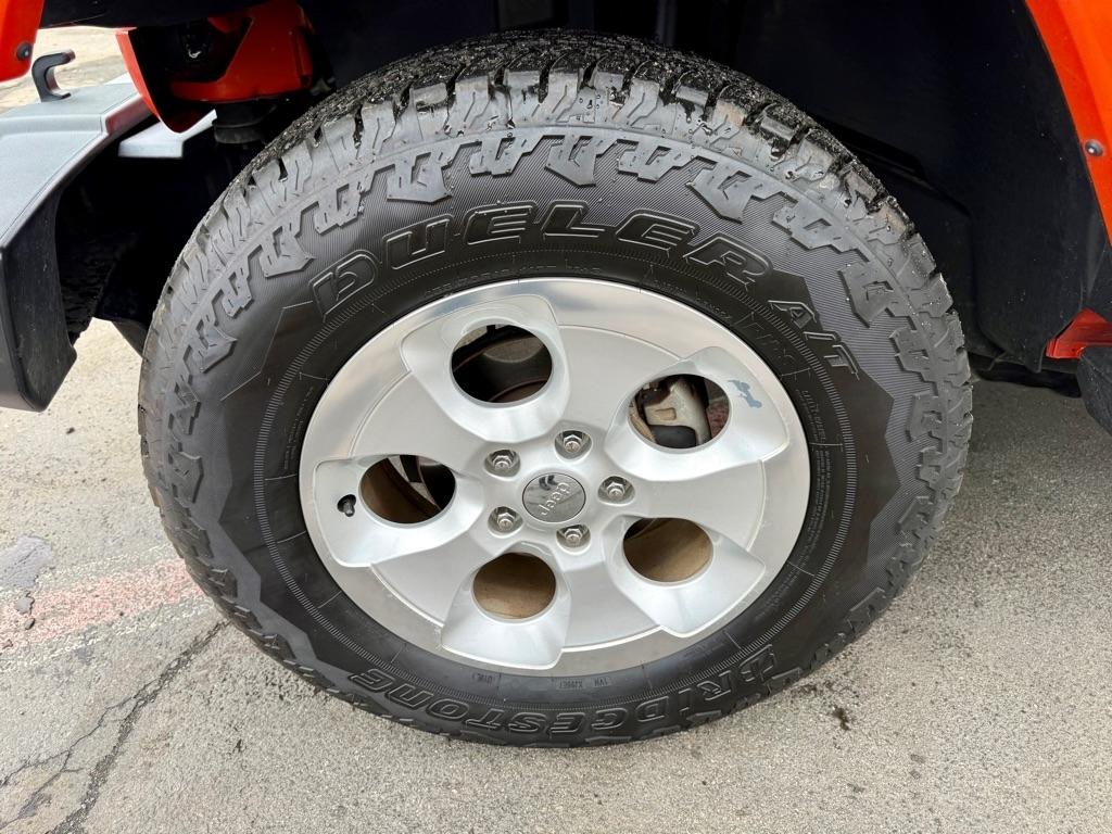 Jeep Wrangler 4WD 2dr Sahara 2015
