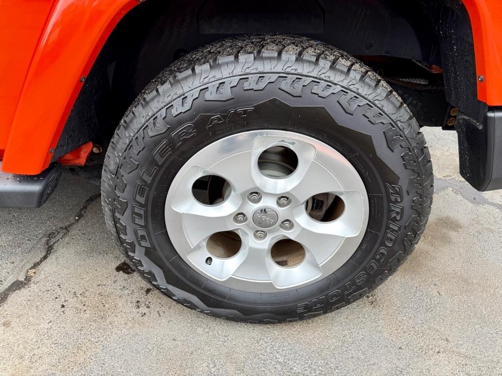 Jeep Wrangler 4WD 2dr Sahara 2015