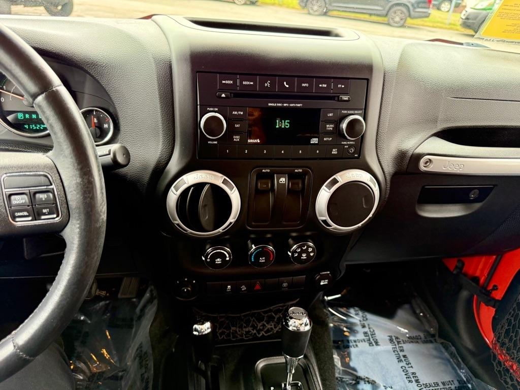 Jeep Wrangler 4WD 2dr Sahara 2015