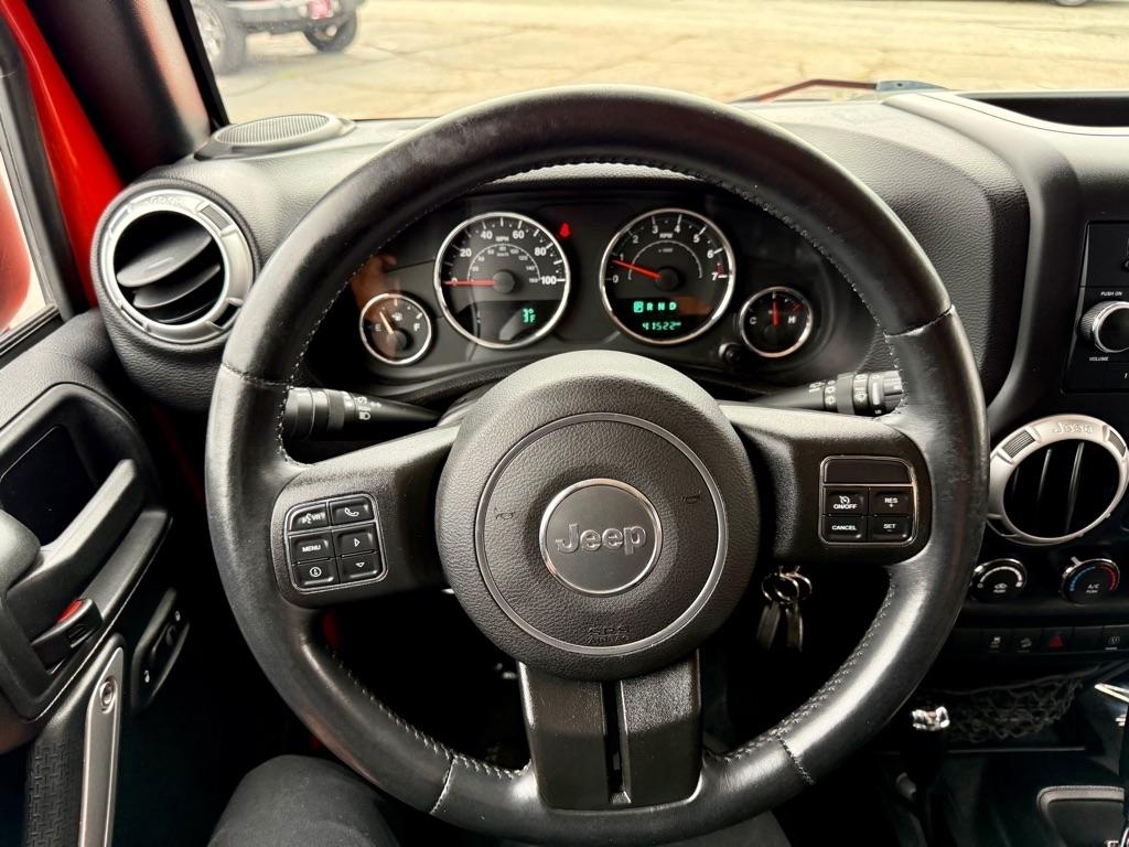 Jeep Wrangler 4WD 2dr Sahara 2015