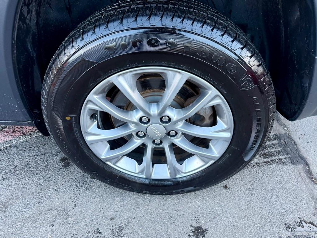 Jeep Cherokee Latitude Plus 4x4 2019