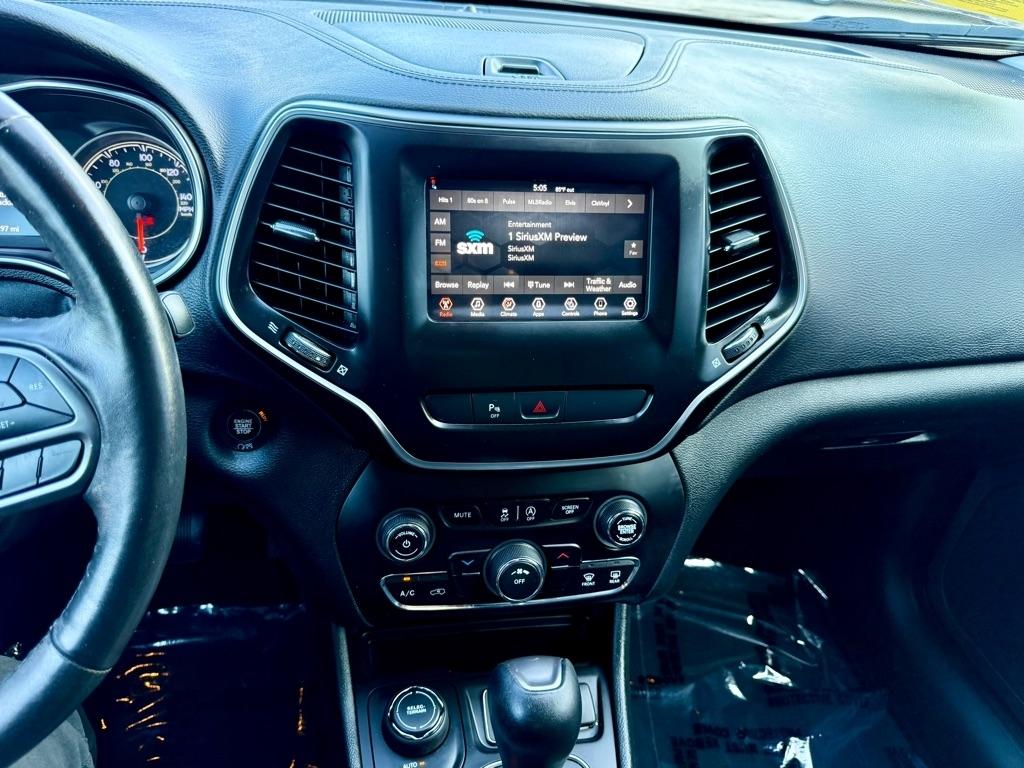 Jeep Cherokee Latitude Plus 4x4 2019