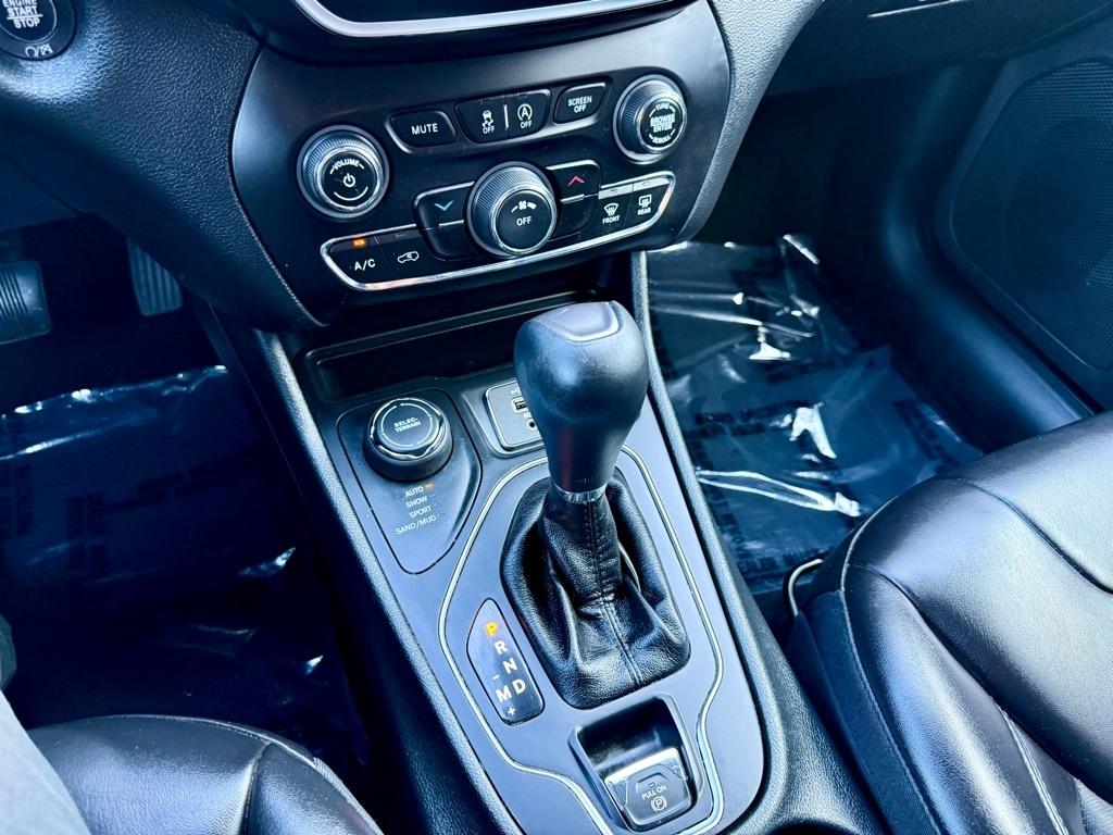 Jeep Cherokee Latitude Plus 4x4 2019