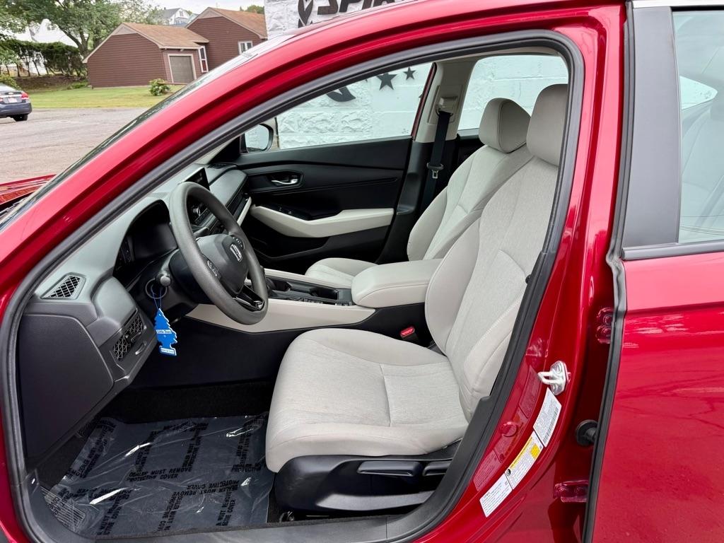 Honda Accord Sedan LX CVT 2024