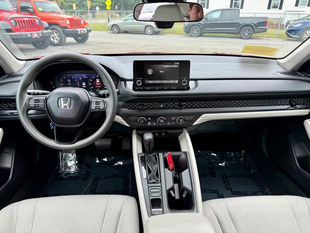 Honda Accord Sedan LX CVT 2024