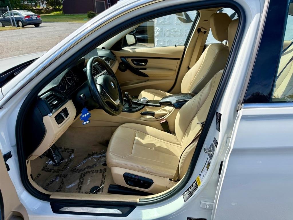 BMW 3 Series 4dr Sdn 328d xDrive AWD 2014