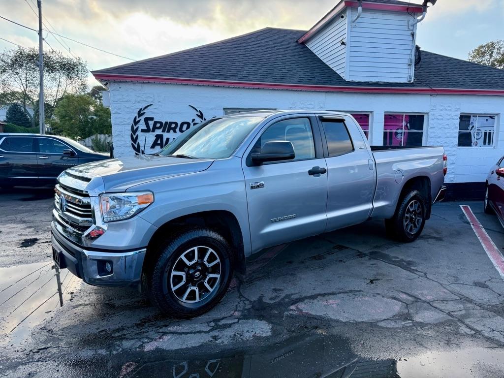 Toyota Tundra 4WD TRD Pro Double Cab 6.5' Bed 5.7L (Natl) 2017