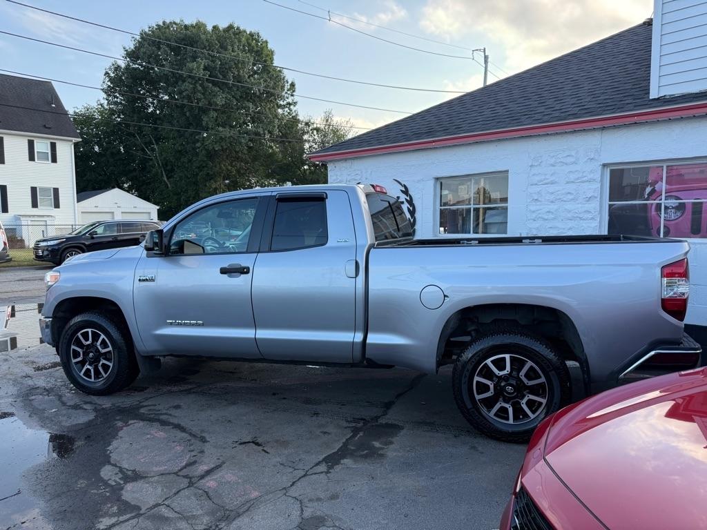 Toyota Tundra 4WD TRD Pro Double Cab 6.5' Bed 5.7L (Natl) 2017