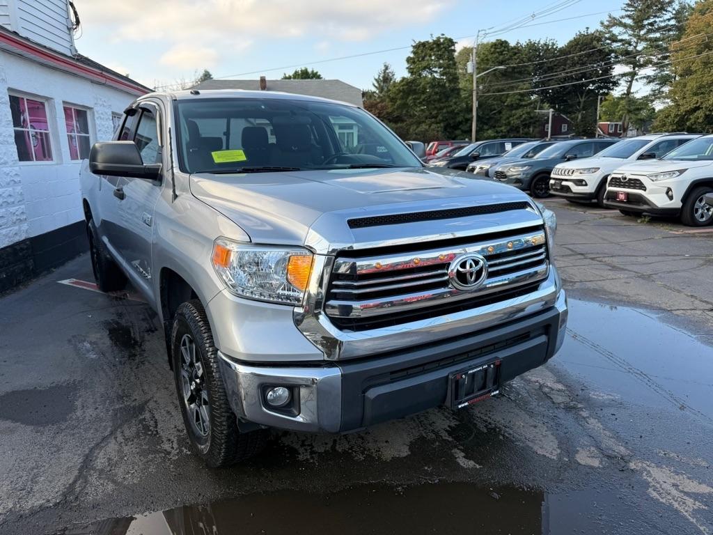 Toyota Tundra 4WD TRD Pro Double Cab 6.5' Bed 5.7L (Natl) 2017