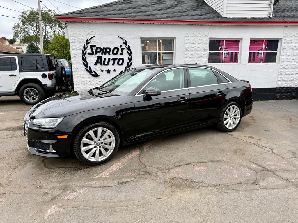 Audi A4 Sedan Komfort 45 TFSI quattro 2019