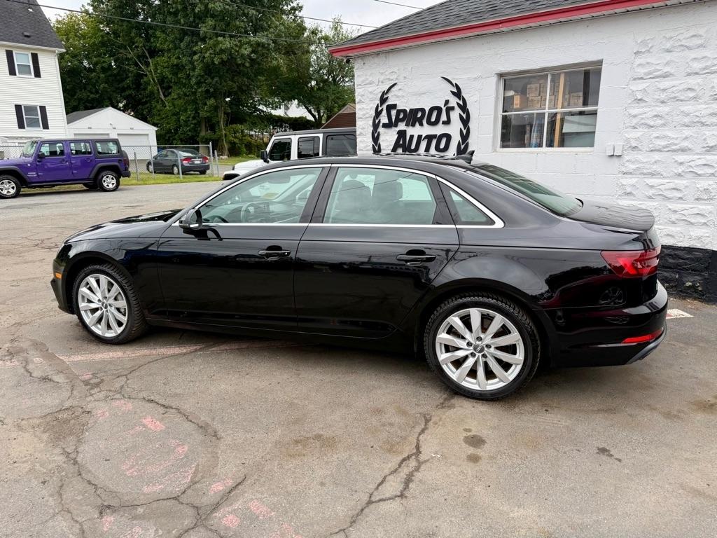 Audi A4 Sedan Komfort 45 TFSI quattro 2019