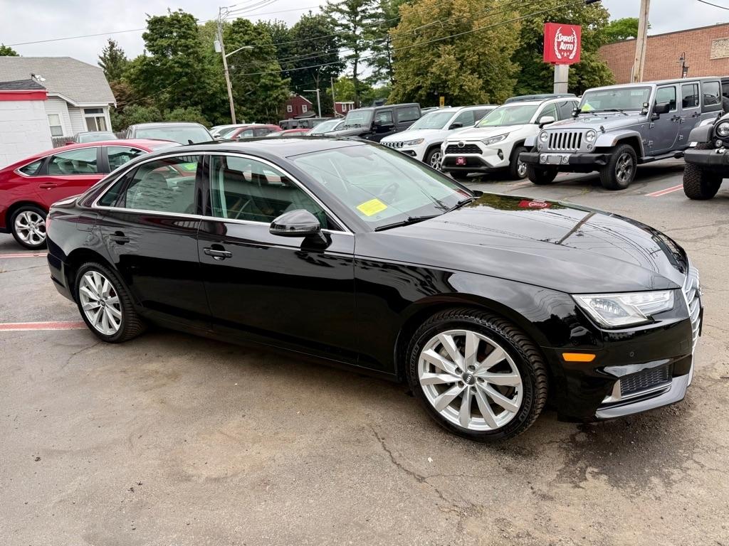 Audi A4 Sedan Komfort 45 TFSI quattro 2019