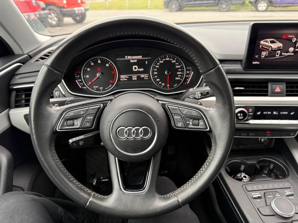 Audi A4 Sedan Komfort 45 TFSI quattro 2019